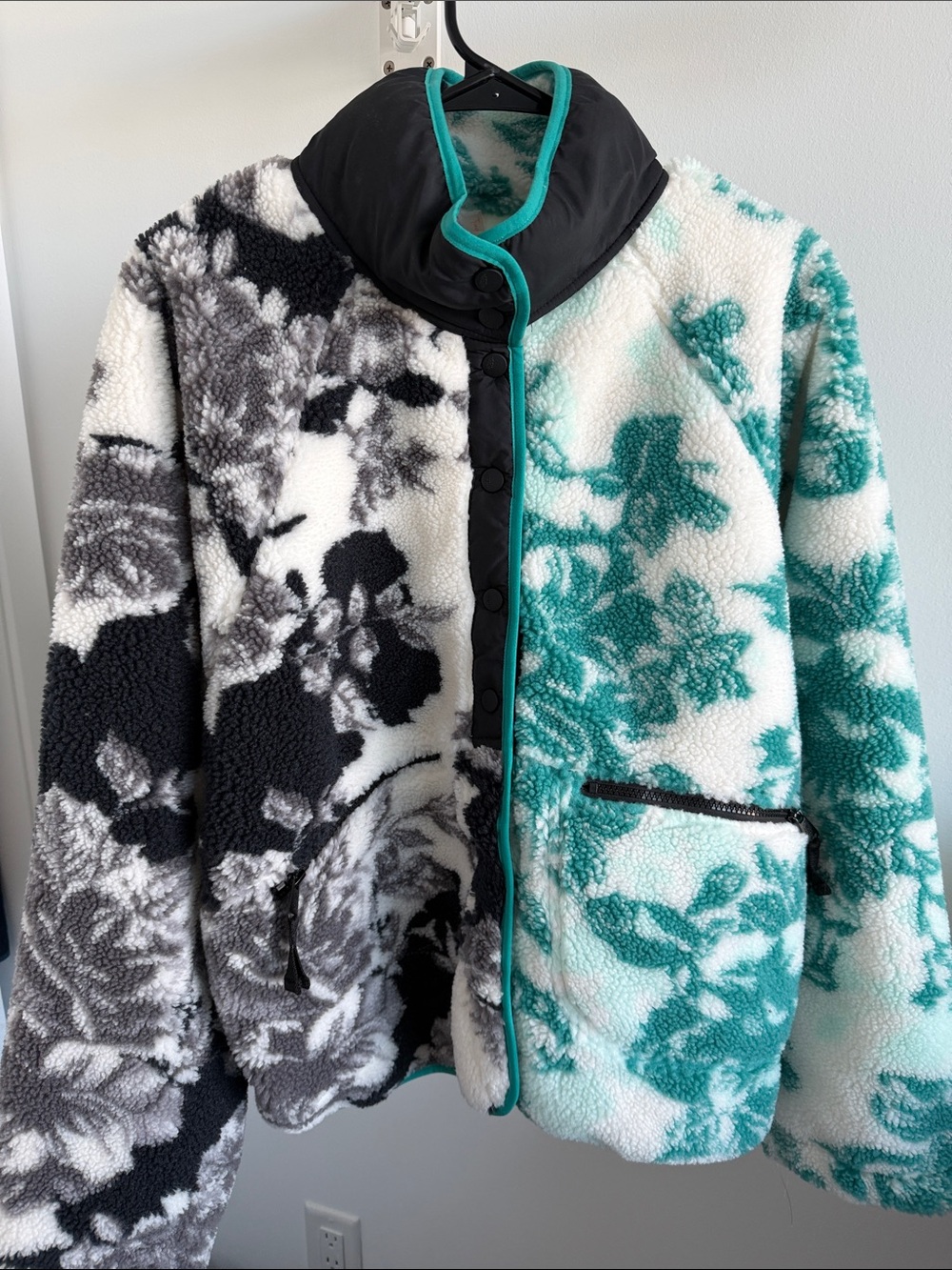 FP Movement Hit the Slopes Printed Fleece Jacket Large